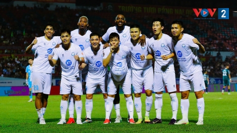 Bùng nổ hiệp hai, Nam Định thắng Đồng Nai 4-0