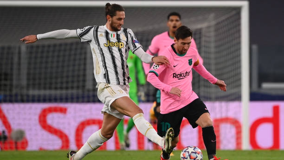 Messi ghi bàn thắng quyết định chiến thắng 2-0 cho Barca trước Juventus.
