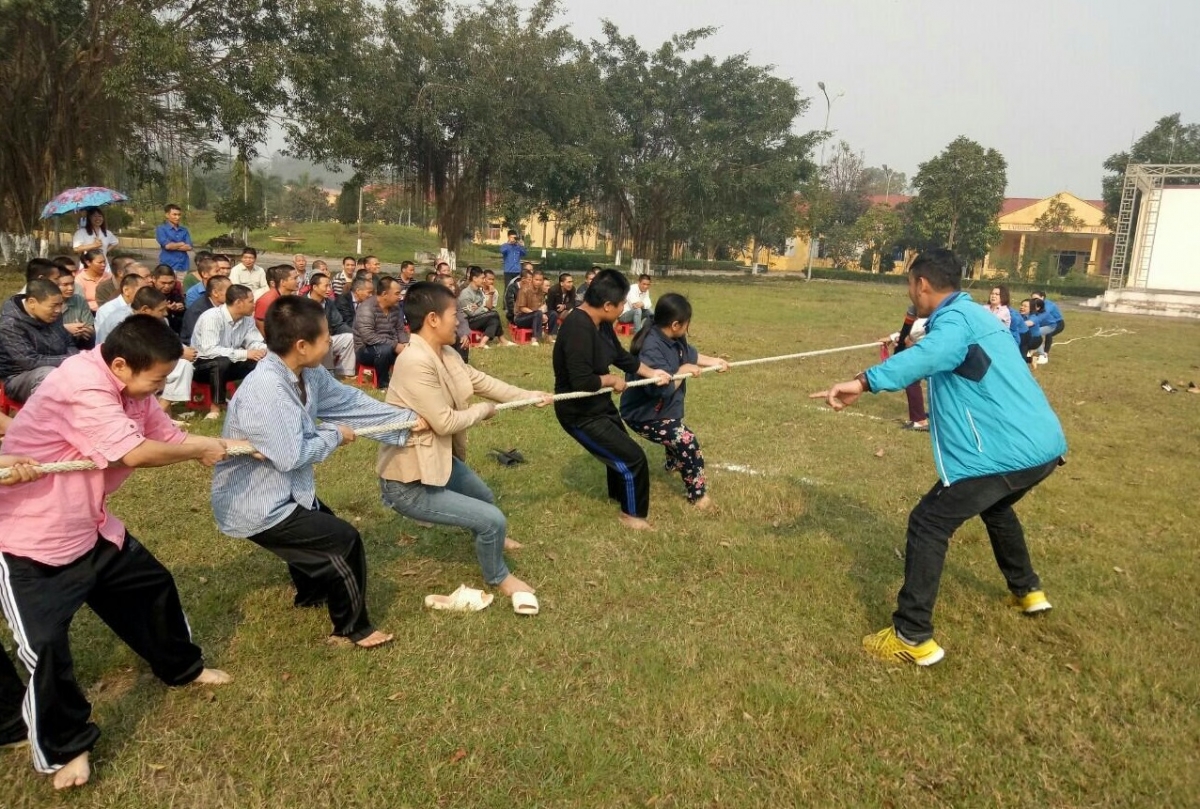 Kéo co - một trong các hoạt động vui chơi cho người bệnh