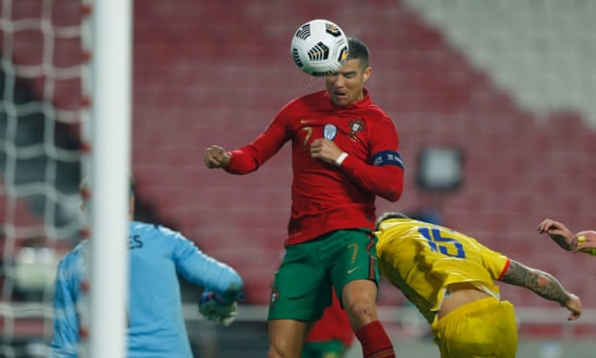 Ronaldo nâng tỷ số lên 6-0 cho Bồ Đào Nha