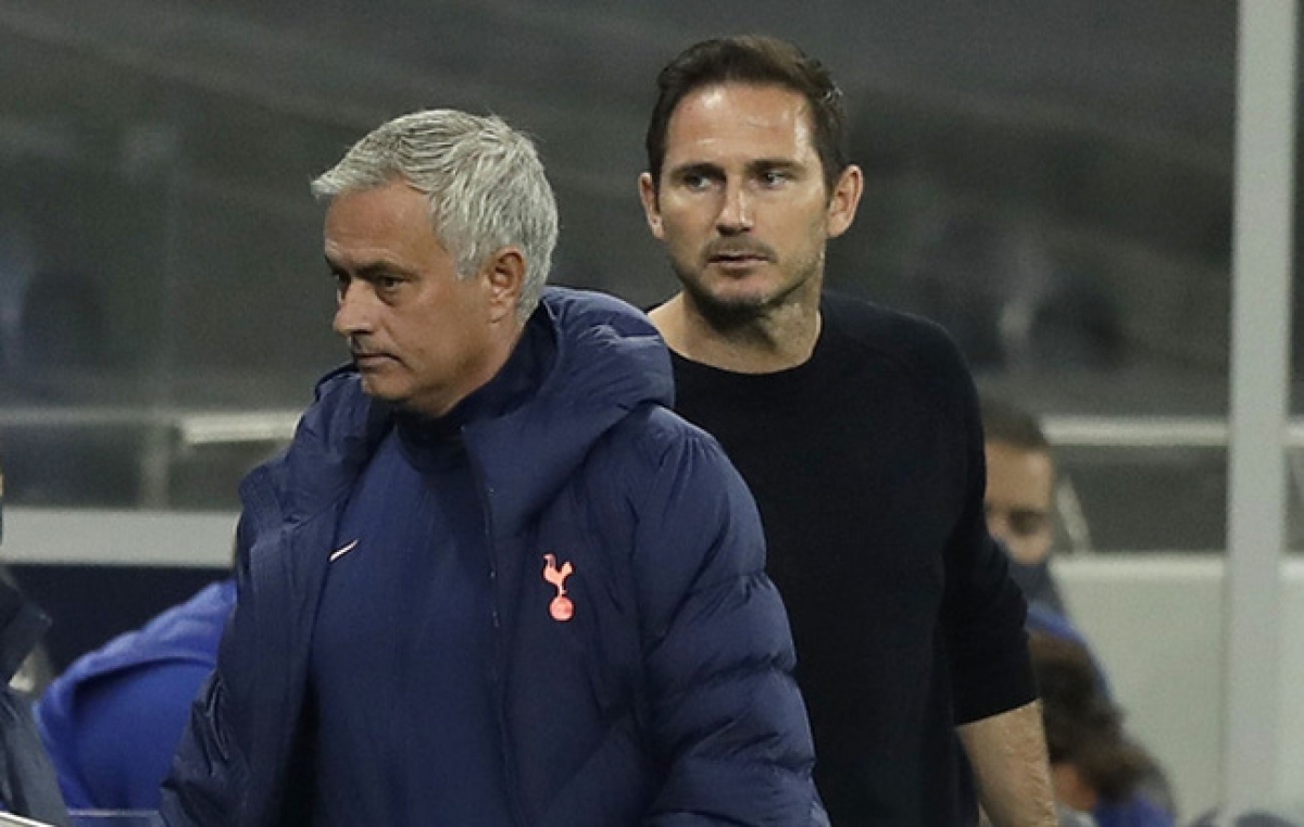 Một trận đấu mang đậm dấu ấn chiến thuật của Lampard và Mourinho