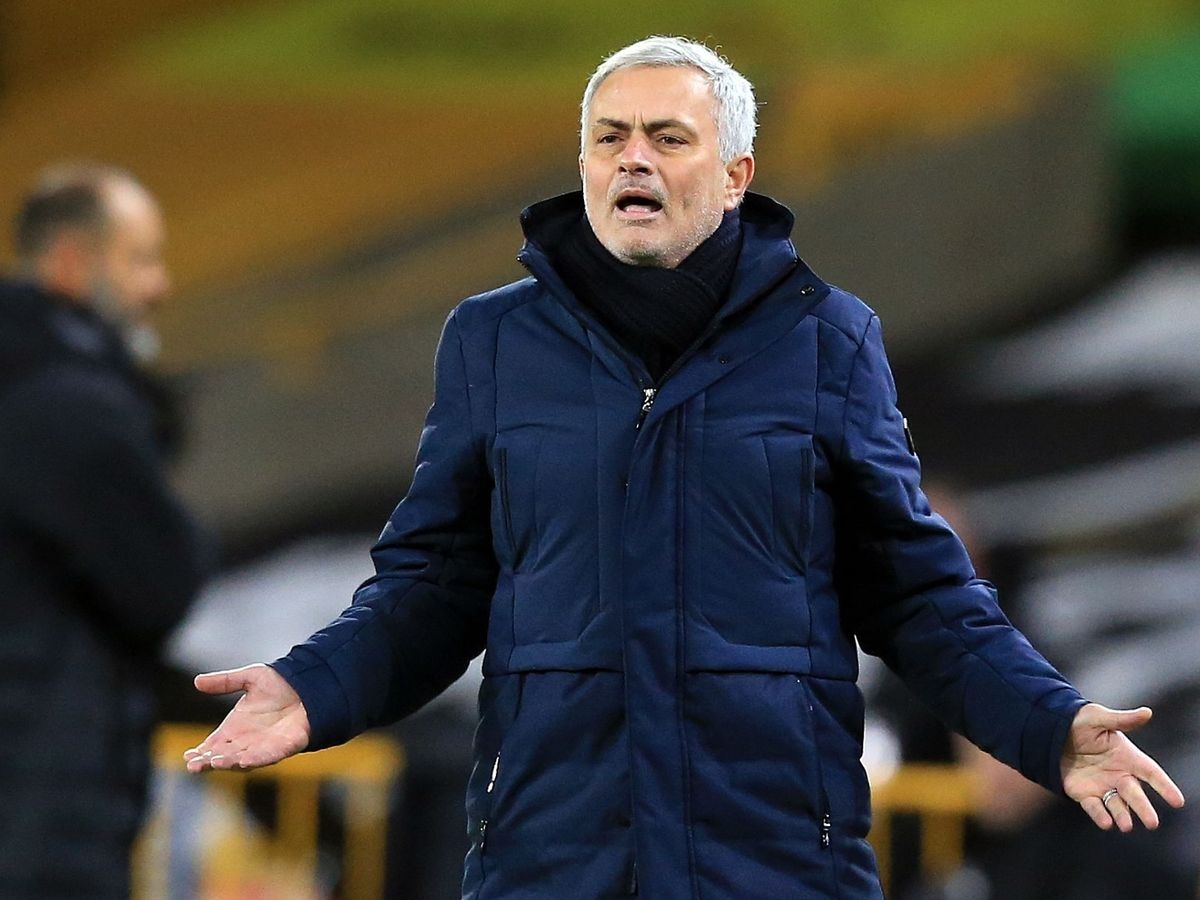 HLV Jose Mourinho không hài lòng với kết quả trận đấu