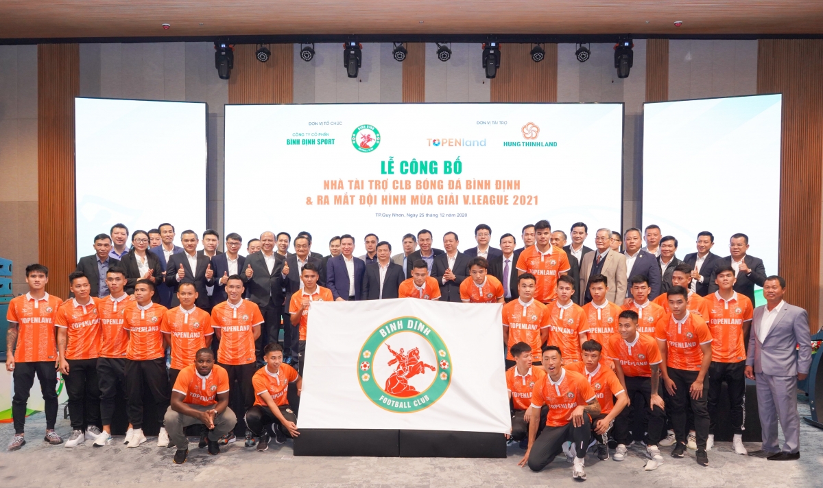 Bình Định FC nhận 2 gói tài trợ lên đến 300 tỷ đồng trong vòng 3 năm, tức 100 tỷ đồng/mùa.