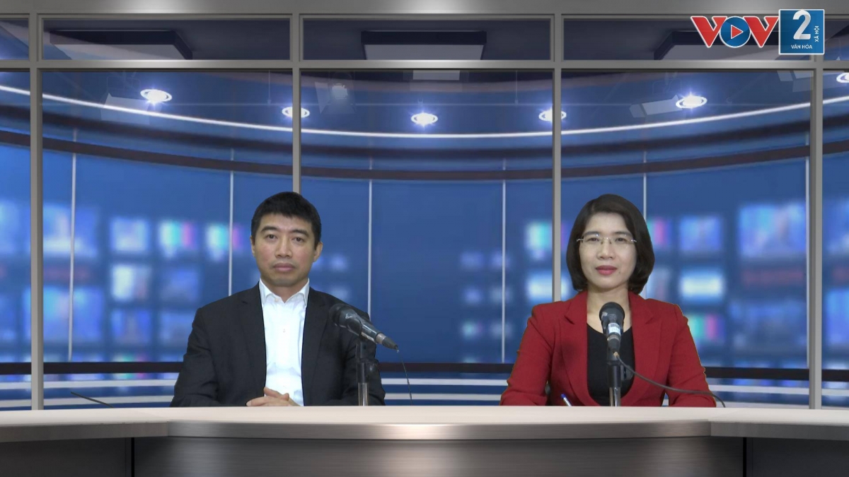 TS.BS Vũ Thái Hà tư vấn trực tiếp cho thính giả của VOV2