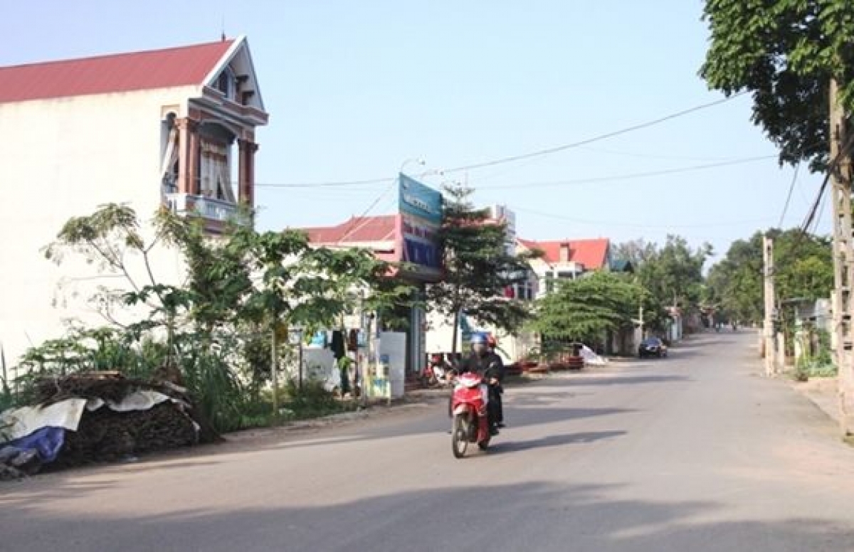 Đường giao thông nông thôn ở xã Tản Lĩnh, huyện Ba Vì