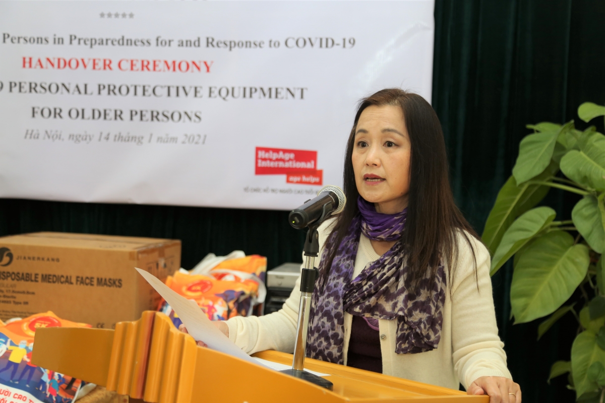 Bà Naomi Kitahara, Trưởng đại diện UNFPA (cơ quan chuyên trách về sức khỏe tình dục và sinh sản của Liên Hợp Quốc) tại Việt Nam phát biểu tại Lễ tiếp nhận tài trợ