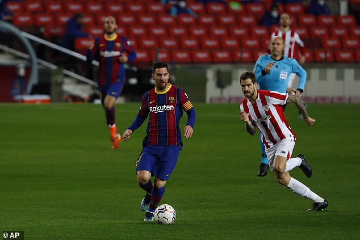 Lần thứ 2 liên tiếp trong sự nghiệp, Messi và đồng đội ở Barca chịu những kết quả "sỉ nhục" tại Champions League