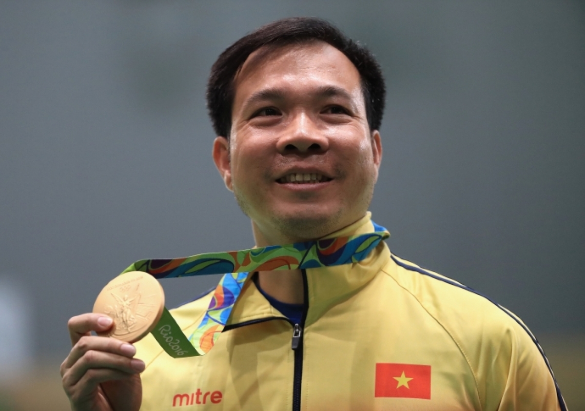 Hoàng Xuân Vinh giành HCV Olympic 2016