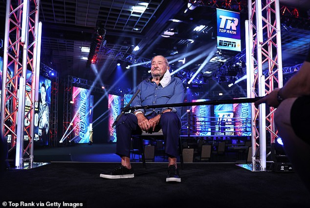 Bob Arum, người đồng quảng bá của Fury, tiết lộ gần đây 'không còn vấn đề gì cần giải quyết'