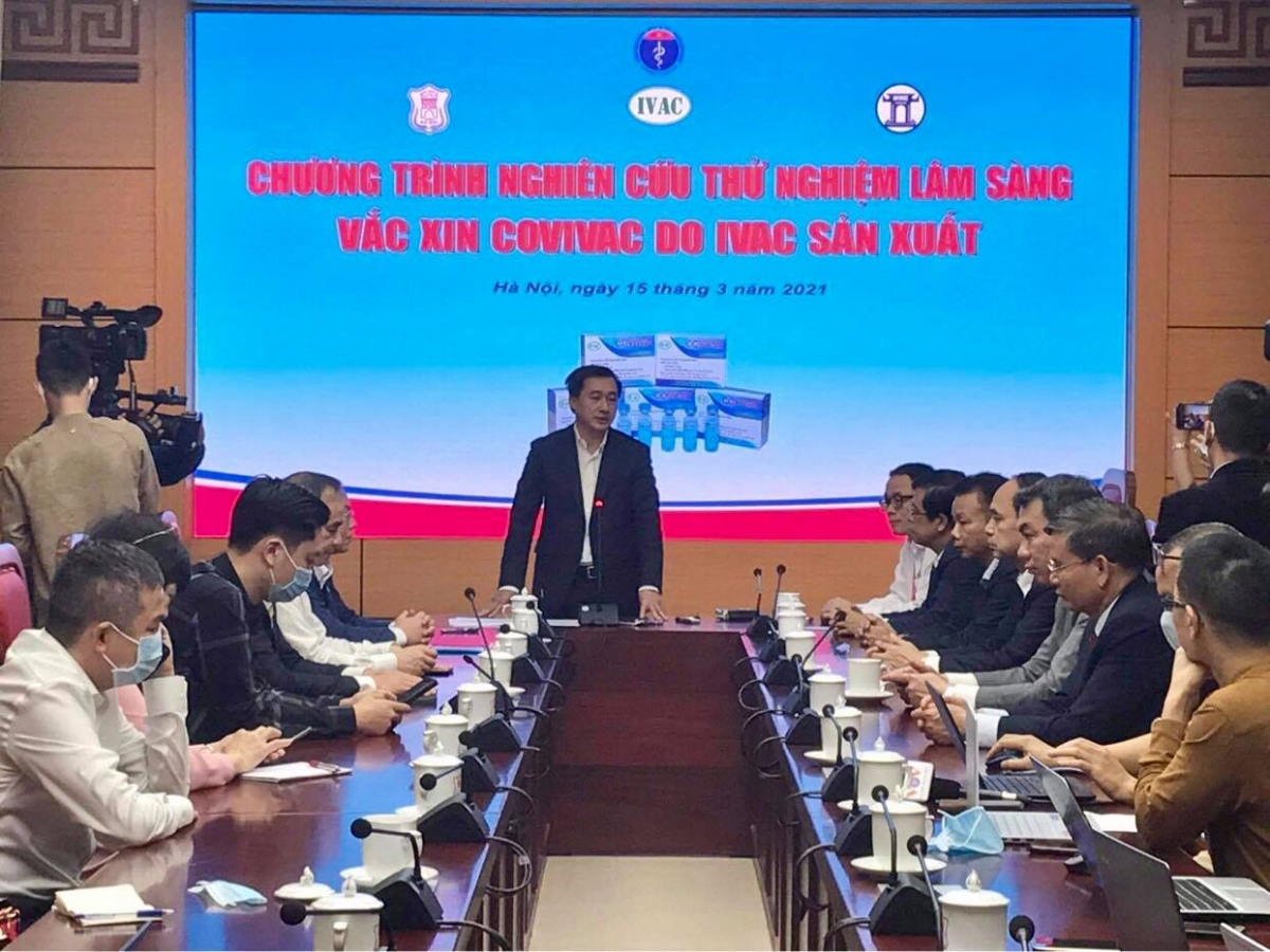 GS.TS Trần Văn Thuấn - Thứ trưởng Bộ Y tế - đánh giá cao nỗ lực các nhà khoa học Việt Nam trong nghiên cứu sản xuất vaccine phòng Covid-19