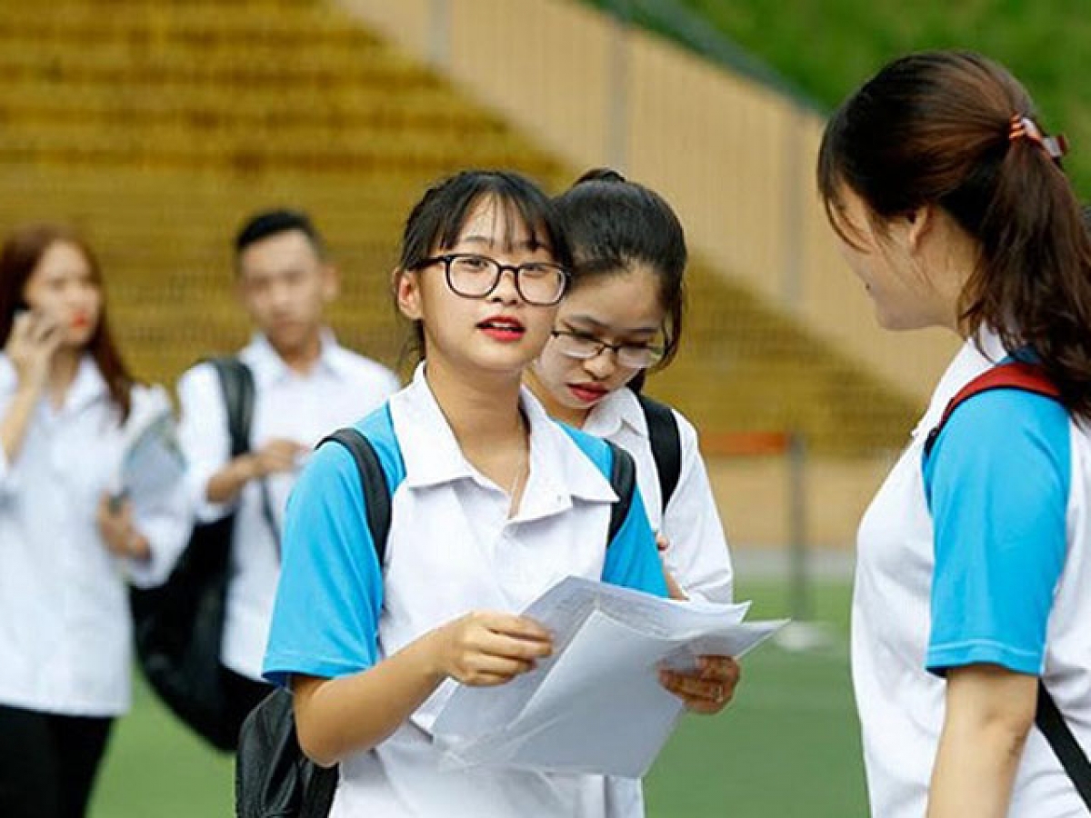 Năm 2021, Trường ĐH Ngoại thương bổ sung phương thức xét tuyển dựa trên kết quả các kỳ thi đánh giá năng lực của ĐH Quốc gia Hà Nội và ĐH Quốc gia Tp.Hồ Chí Minh.