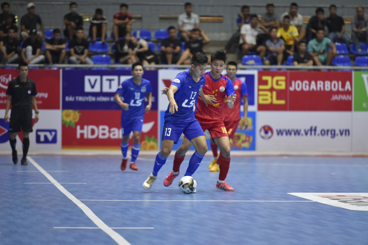 Thái Sơn Nam giành chiến thắng đậm đà 3-0 trước Sanvinest Khánh Hòa