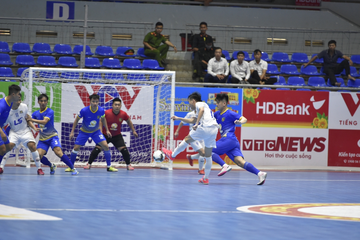 Bàn thắng duy nhất của Quang Vũ  ghi vào lưới Quảng Nam đã mang về 3 điểm cho Thái Sơn Bắc