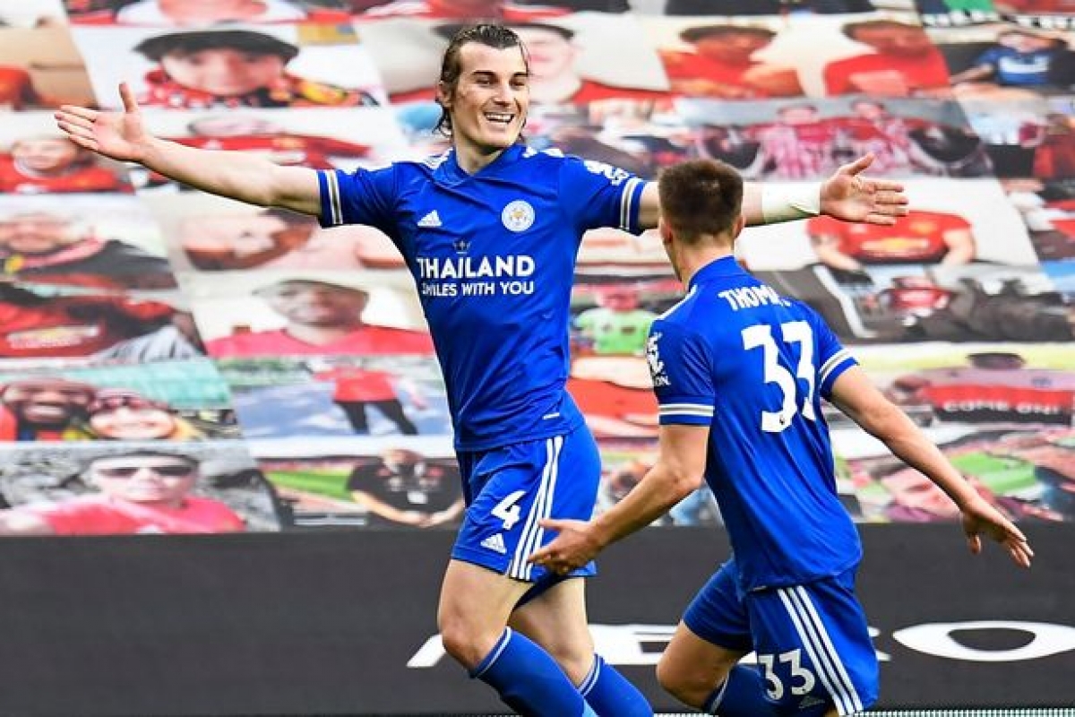 Caglar Soyuncu mừng bàn thắng ghi được cho Leicester (Ảnh: Internet)