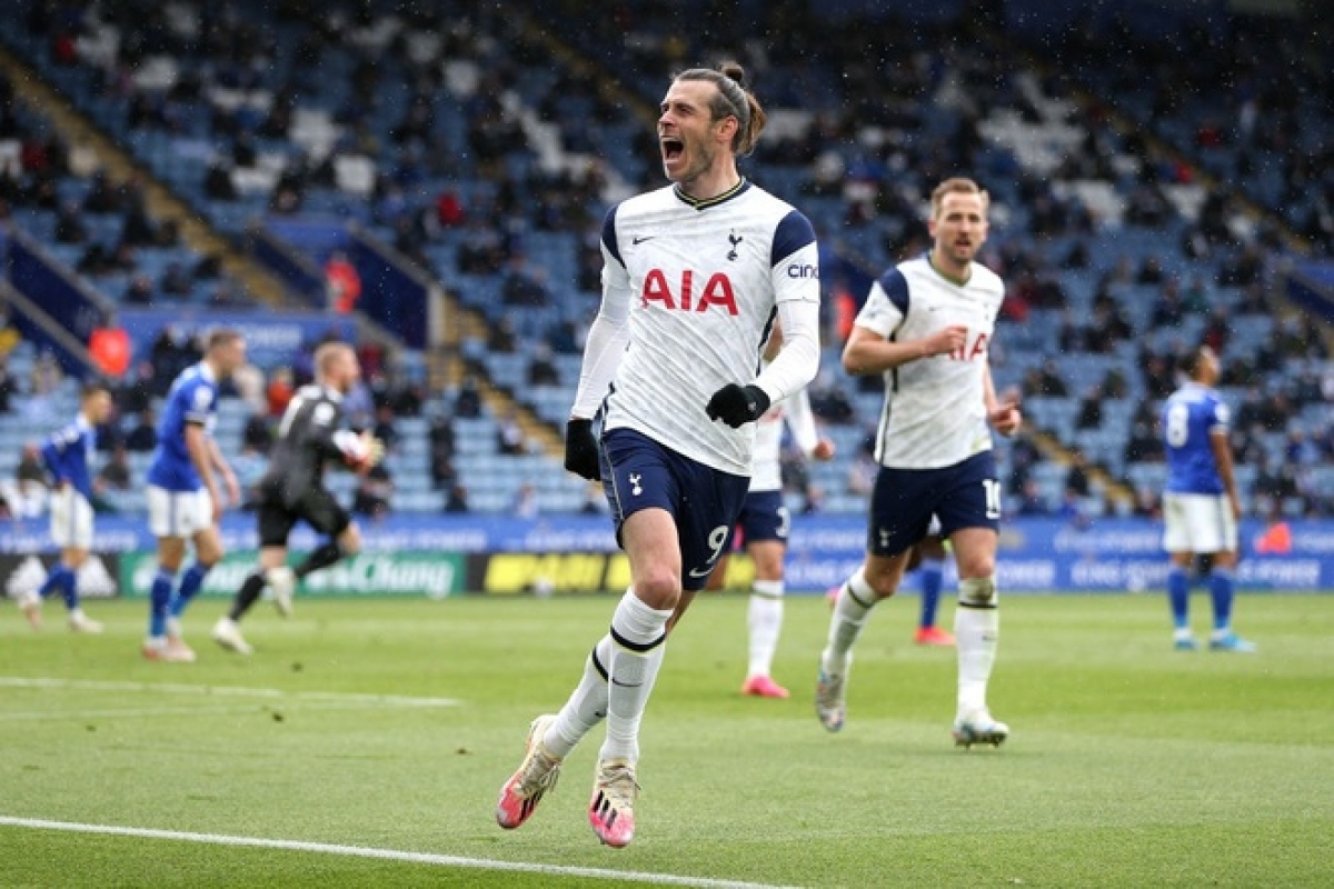Gareth Bale lập cú đúp đả bại Leicester City, giúp Tottenham tham dự cup châu Âu mùa bóng tới. Ảnh: Dailymail.
