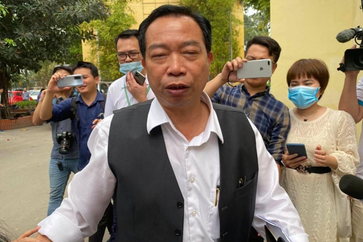 Ông Vương Văn Tịnh bị cách chức Giám đốc Bệnh viện Tâm thần TW I \
vì những sai phạm liên quan đến vụ mua bán, tàng trữ ma túy trong bệnh viện