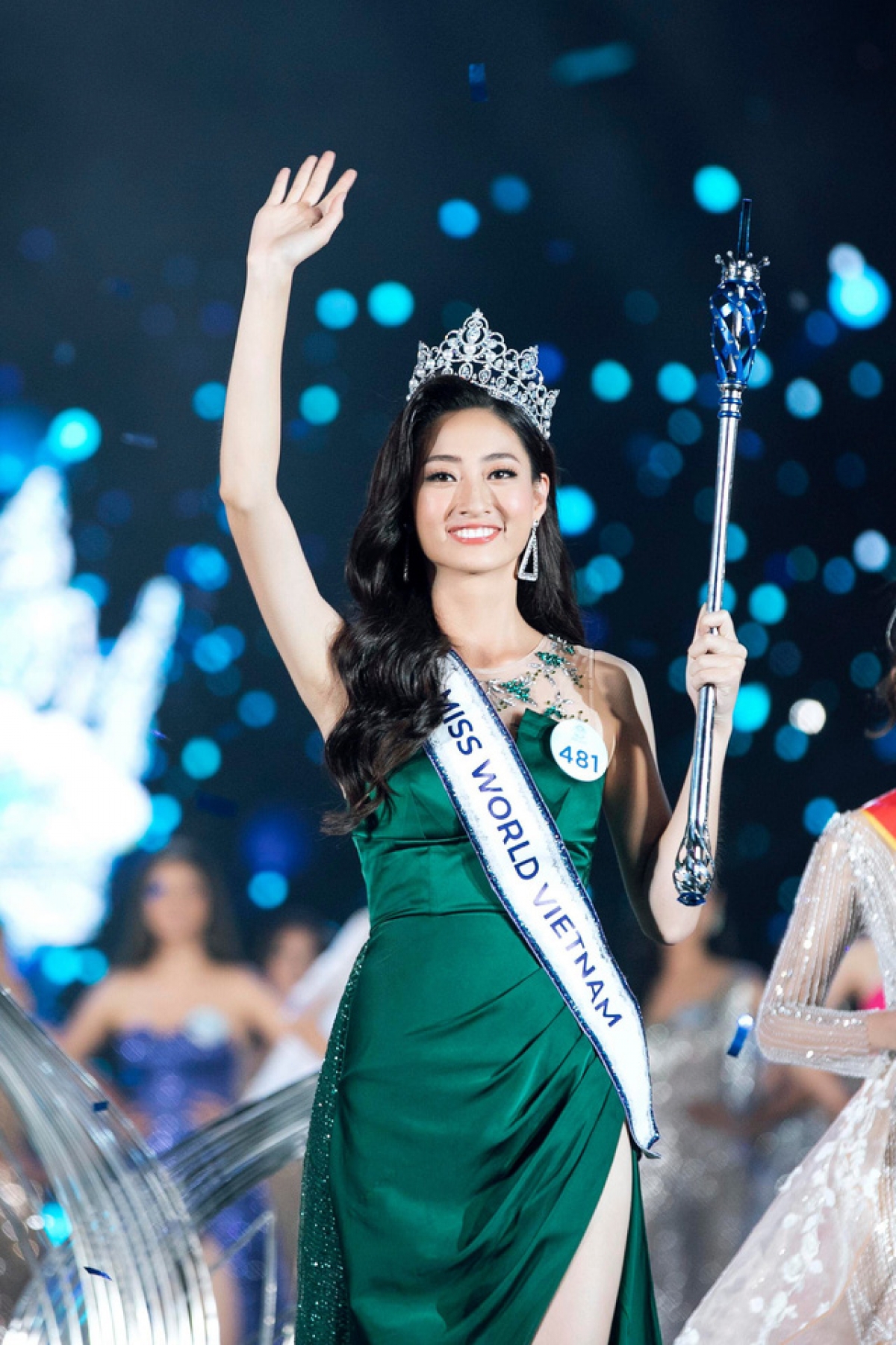 Lương Thùy Linh là đại diện Việt Nam đạt thành tích cao nhất từ trước đến nay tại Miss World khi lọt Top 12 mà không qua sự bình chọn của khán giả