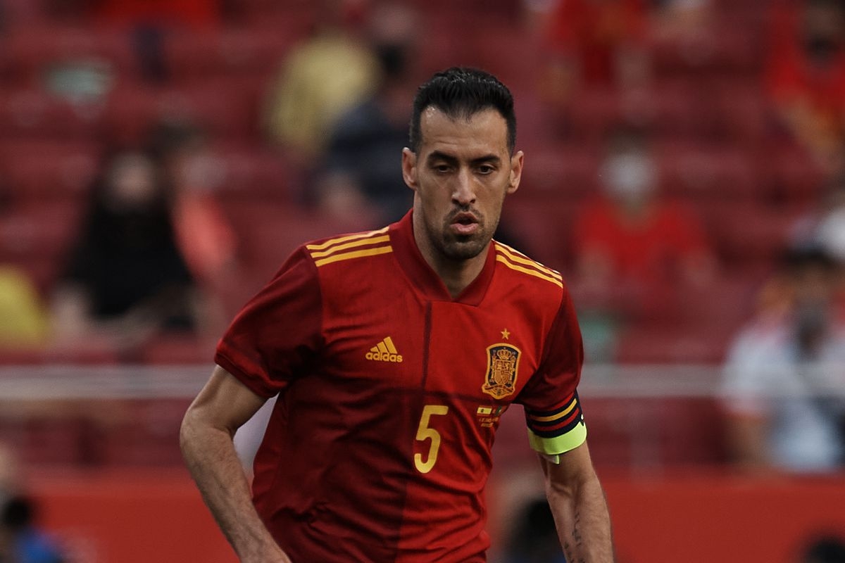 Sergio Busquets có thể trở lại đội hình trong trận quyết định tấm vé vào vòng 16 đội cho tuyển Tây Ban Nha