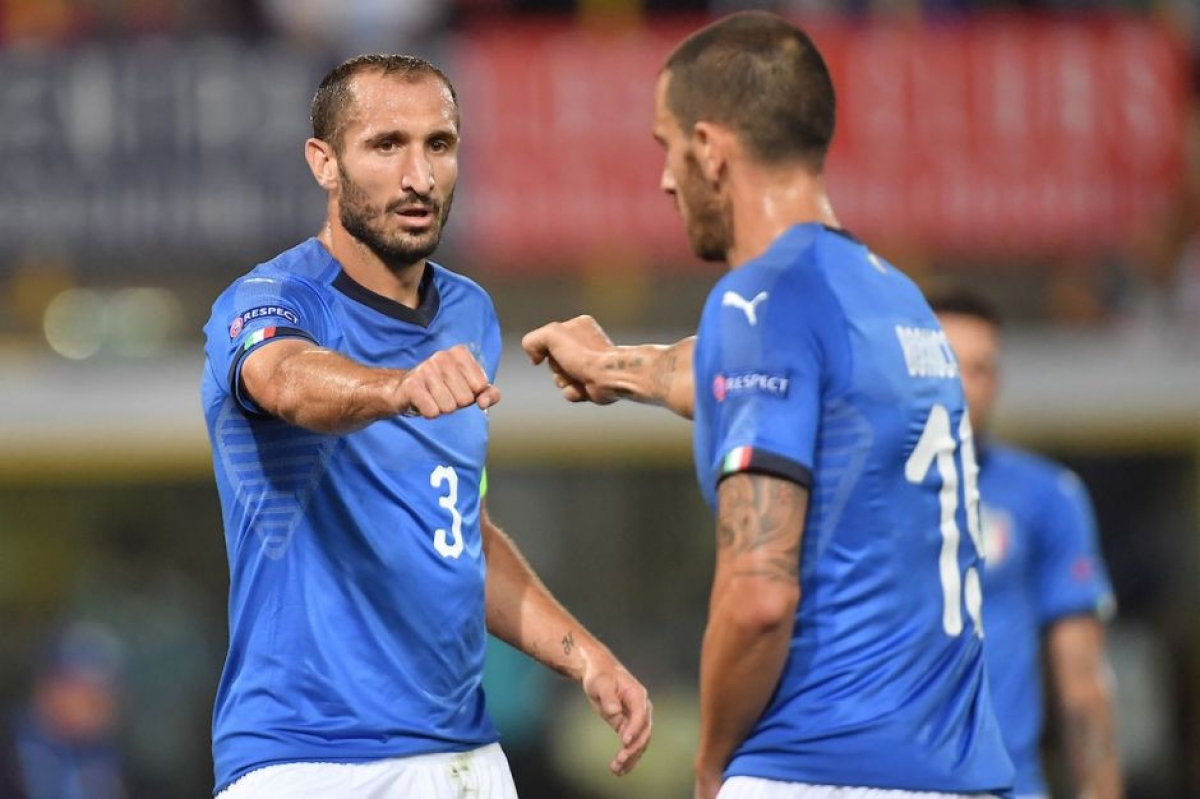 Cặp trung vệ dày dạn kinh nghiệm nhưng lớn tuổi - Chiellini và Bonucci - có thể là "tử huyệt" của tuyển Italia
