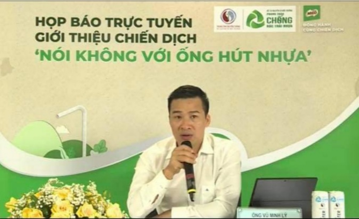Ông Vũ Minh Lý, phó giám đốc Trung tâm Truyền thông và Môi trường