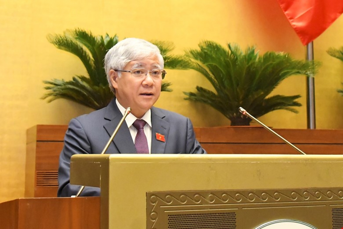 Chủ tịch Ủy ban Trung ương Mặt trận Tổ quốc Việt Nam Đỗ Văn Chiến trình bày Báo cáo tổng hợp ý kiến, kiến nghị của cử tri và nhân dân gửi đến kỳ họp thứ nhất, Quốc hội khóa XV.