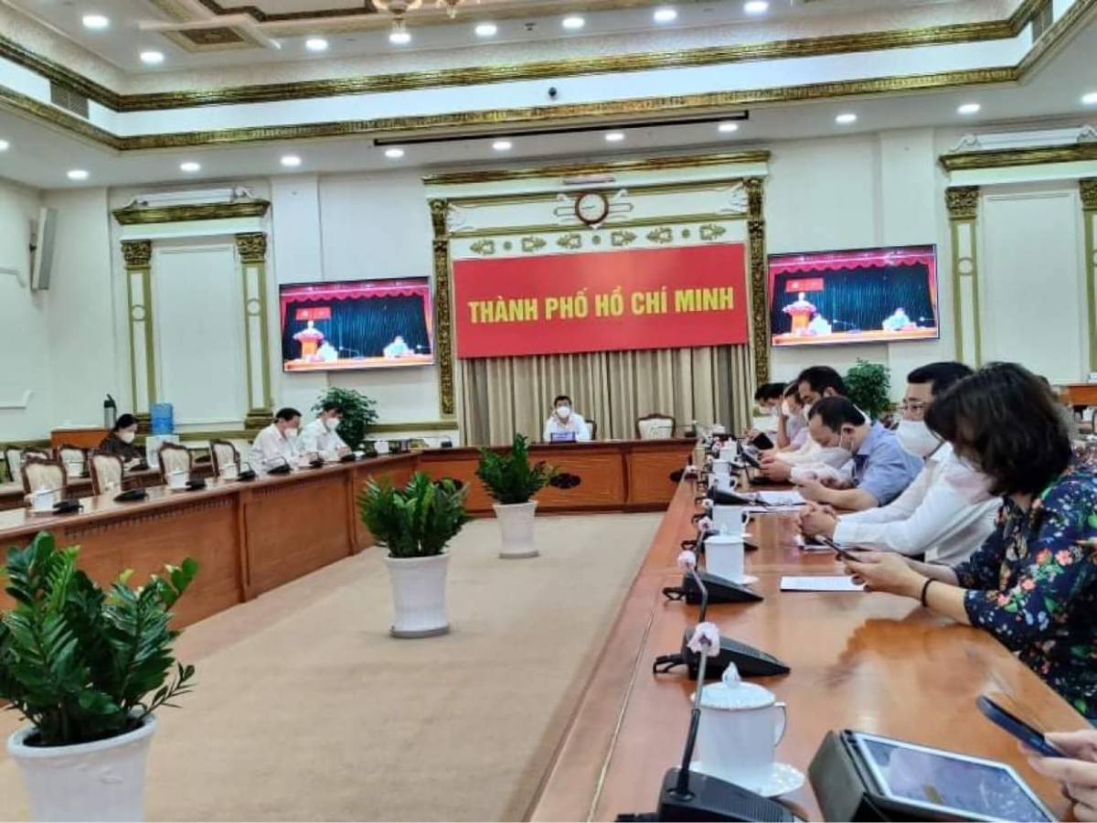 GS.TS Nguyễn Thanh Long - Bộ trưởng Bộ Y tế đã làm việc với Thành uỷ, UBND TP. Hồ Chí Minh về công tác phòng chống dịch