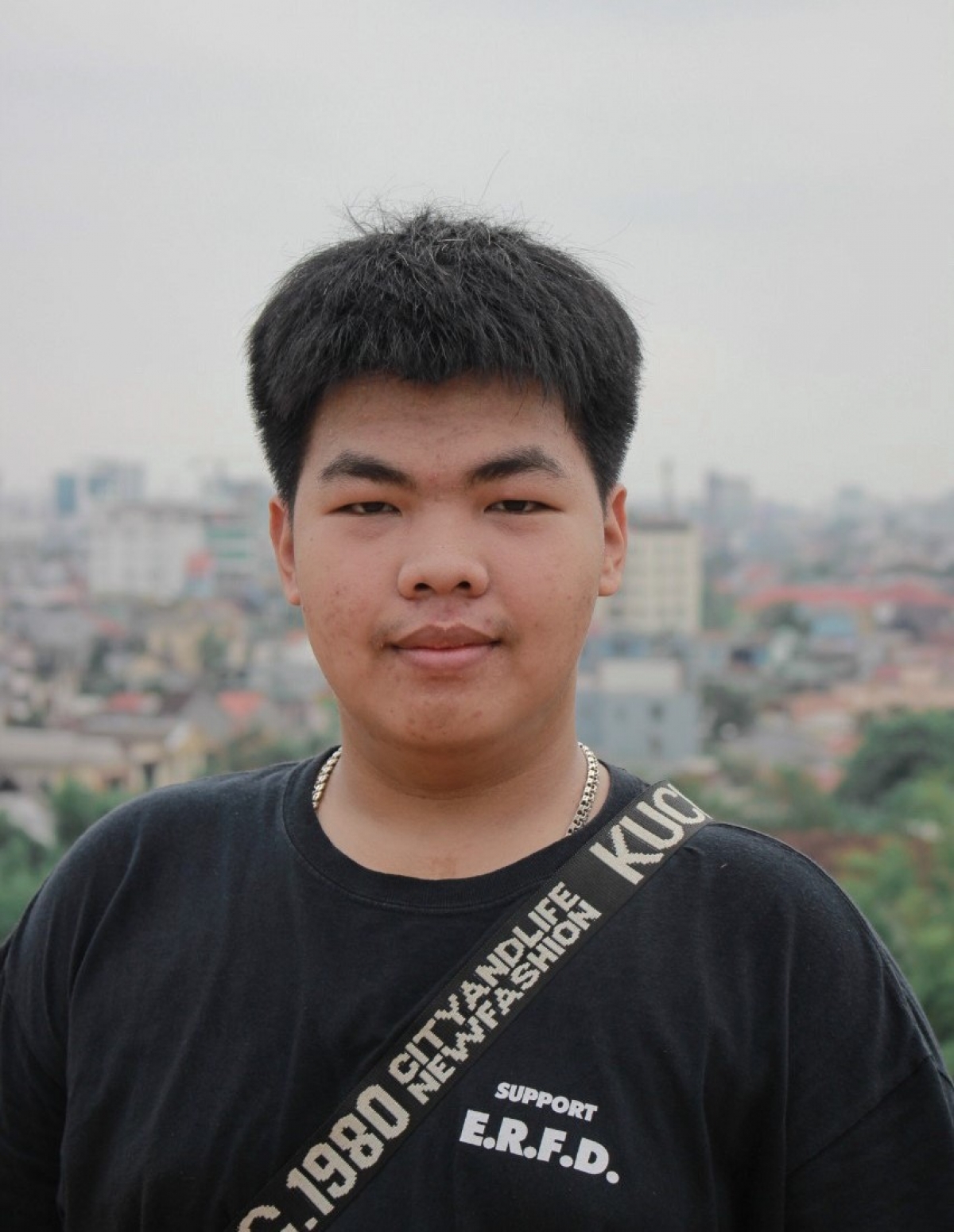 Lê Quang Huy, học sinh lớp 12B1 trường THPT Nguyễn Huệ, TP Huế