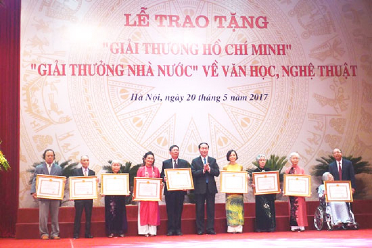 Lễ trao giải thưởng Hồ Chí Minh và giải thưởng Nhà nước về văn học nghệ thuật năm 2017