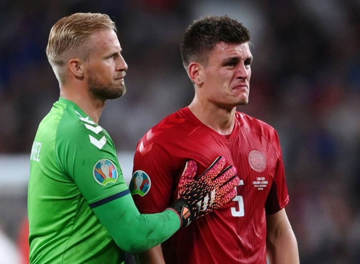 Đan Mạch khép lại câu chuyện cổ tích bởi tình huống penalty có phần tranh cãi