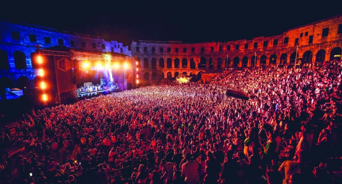 Đấu trường Pula là nơi tổ chức các chương trình hòa nhạc và sự kiện văn hóa của Croatia