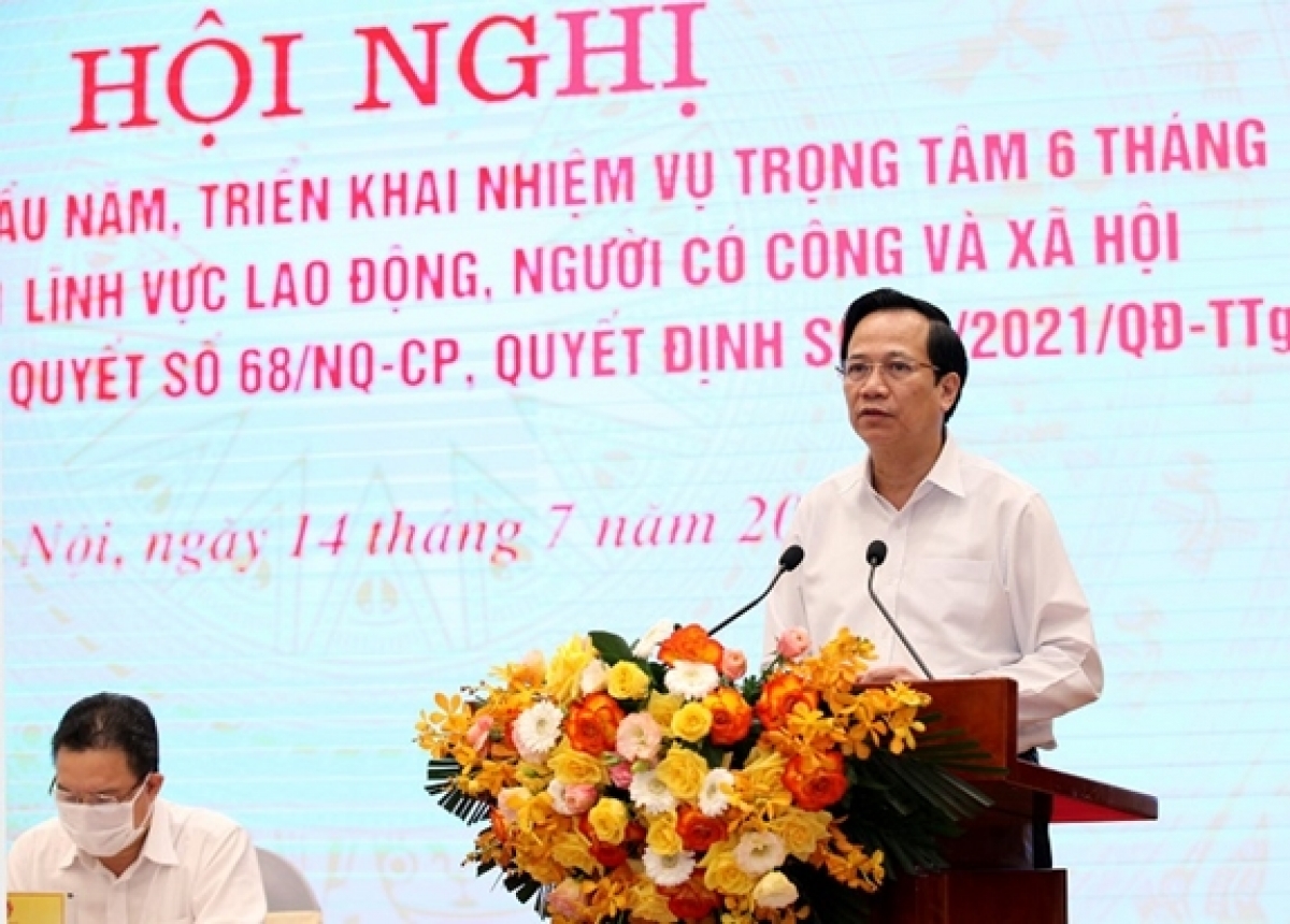 Bộ trưởng Bộ LĐ-TB&amp;XH Đào Ngọc Dung phát biểu tại hội nghị.