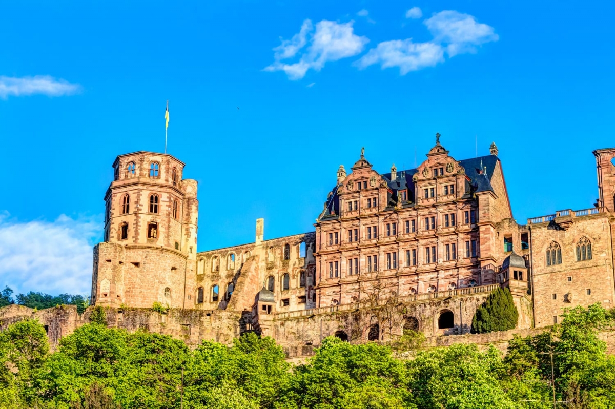 Lâu đài Heidelberg hiện nay chỉ là tàn tích một phần của công trình từng được xem là kiệt tác của kiến trúc Gothic