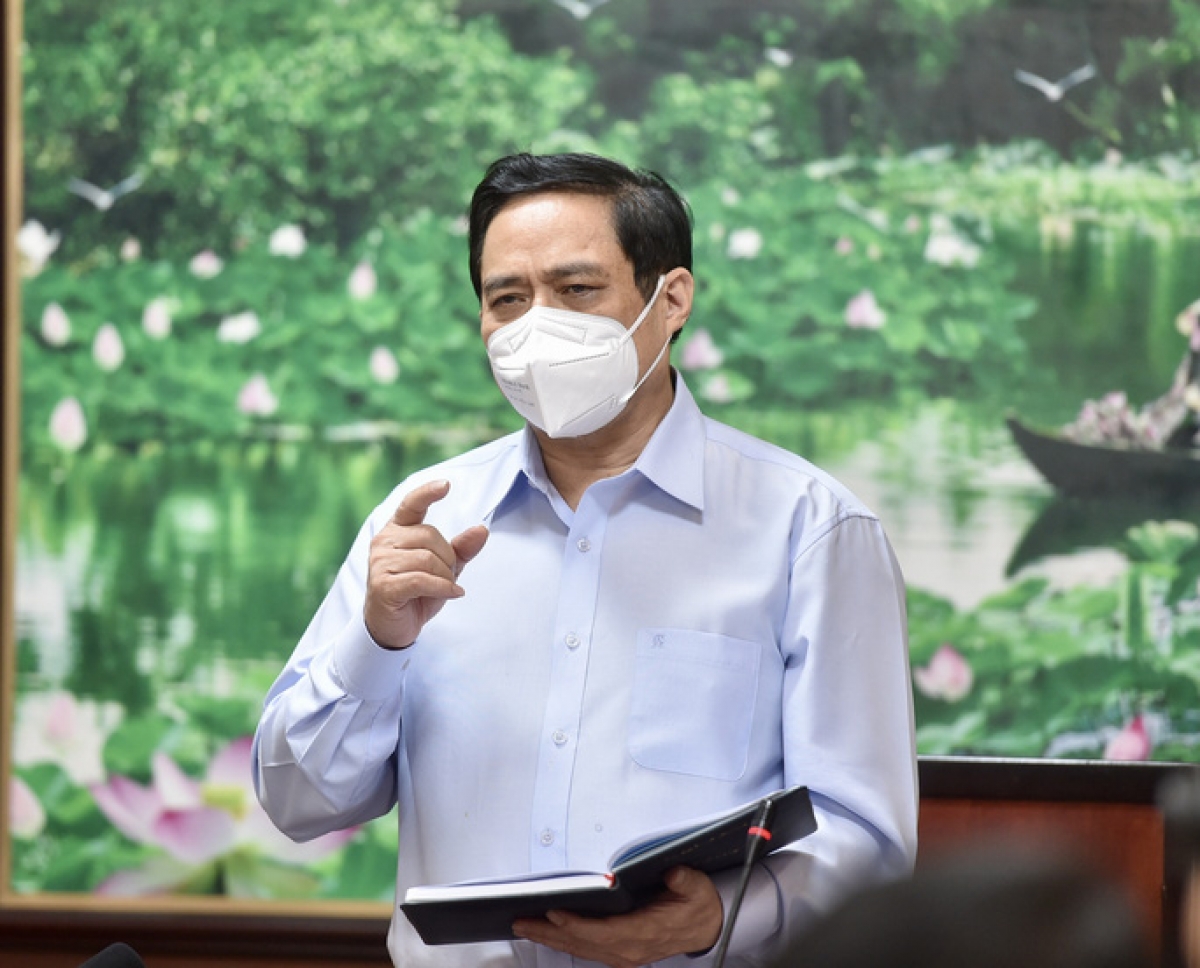 Thủ tướng Phạm Minh Chính chỉ đạo cấp 400.000 liều vaccine COVID-19 cho Long An