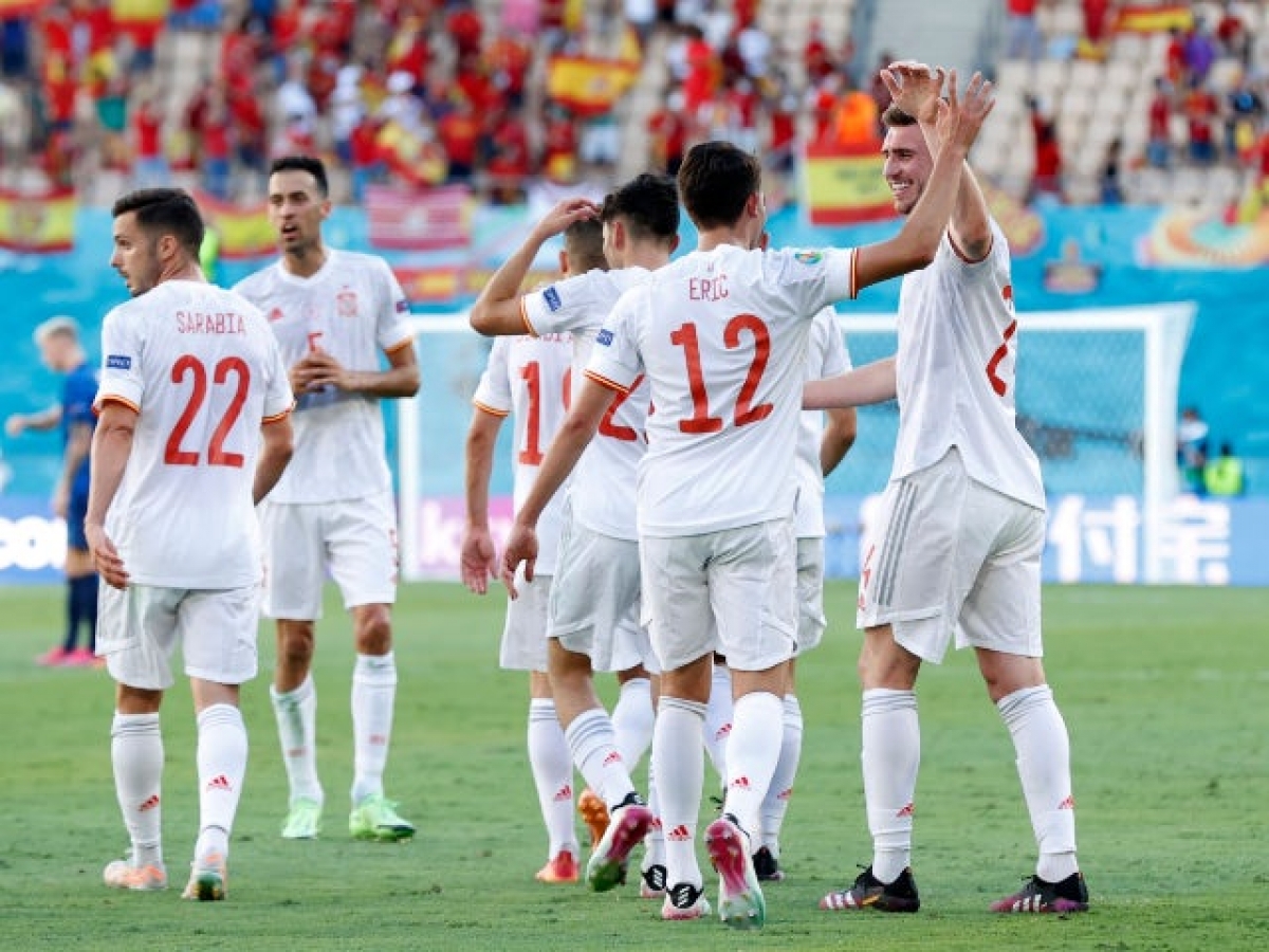 Tây Ban Nha đang dần lấy lại niềm tin của NHM sau 2 chiến thắng, ghi 10 bàn vào lưới Slovakia và Croatia