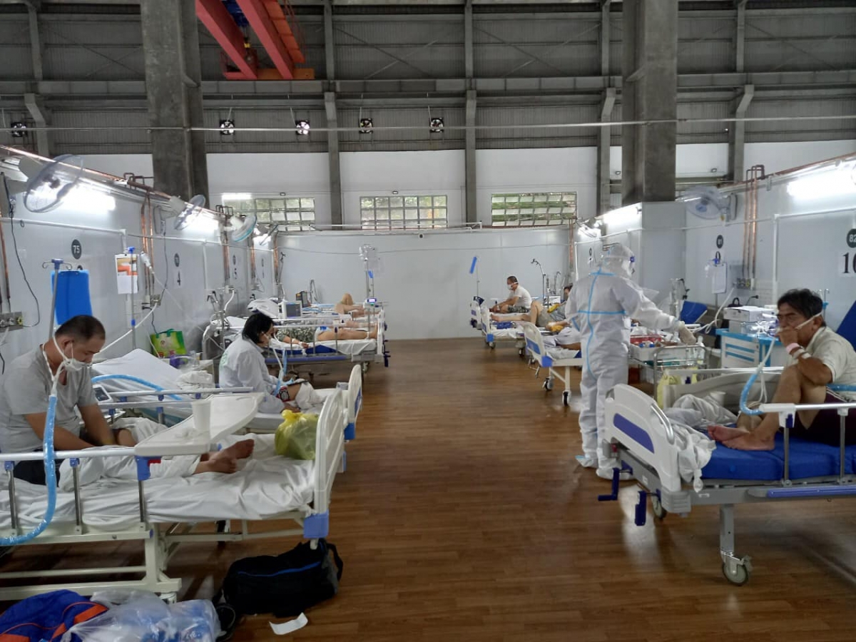 16.000 y, bác sỹ và trang thiết bị hiện đại chi viện cho TP HCM và các tỉnh miền Nam