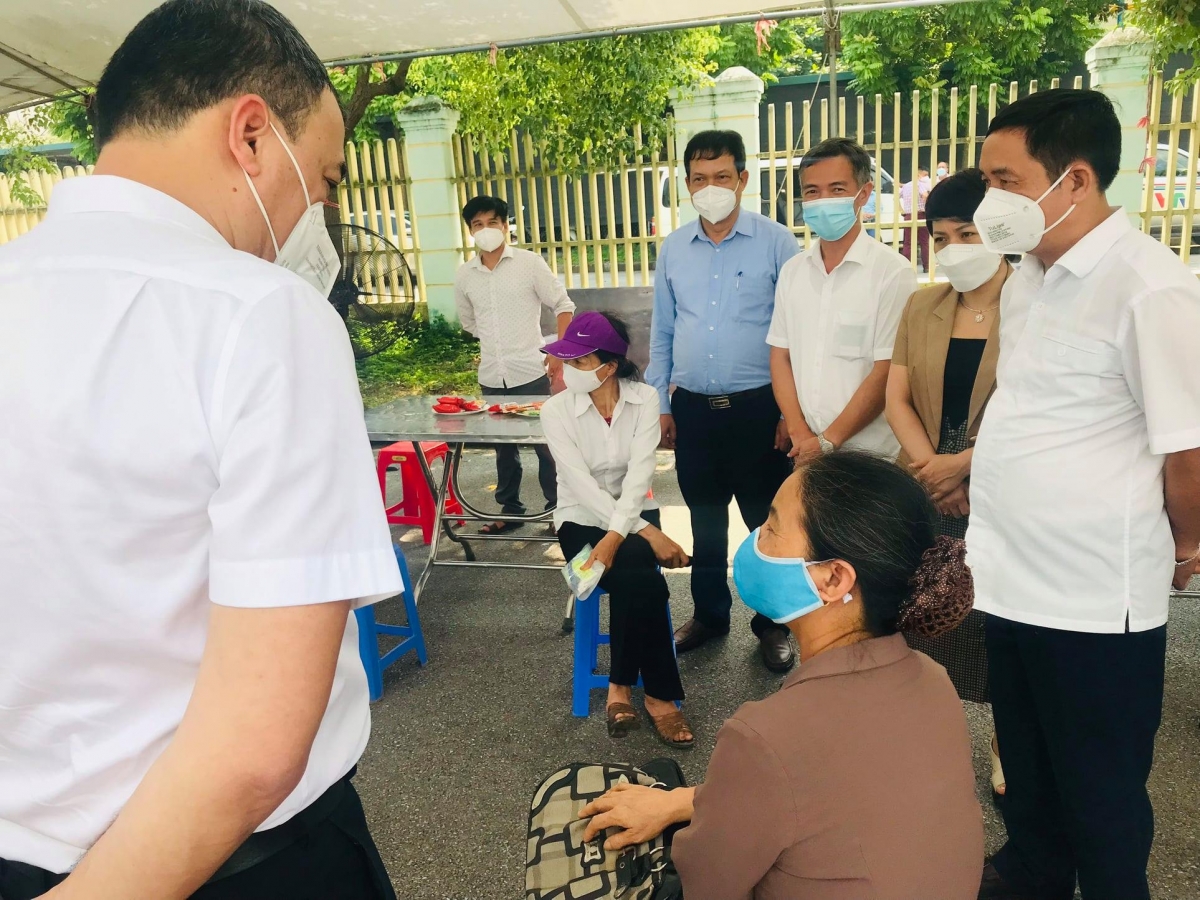 338 tình nguyện viên ở huyện Yên Phong tiêm xong mũi 1 vaccine ARCT- 154 phòng COVID-19