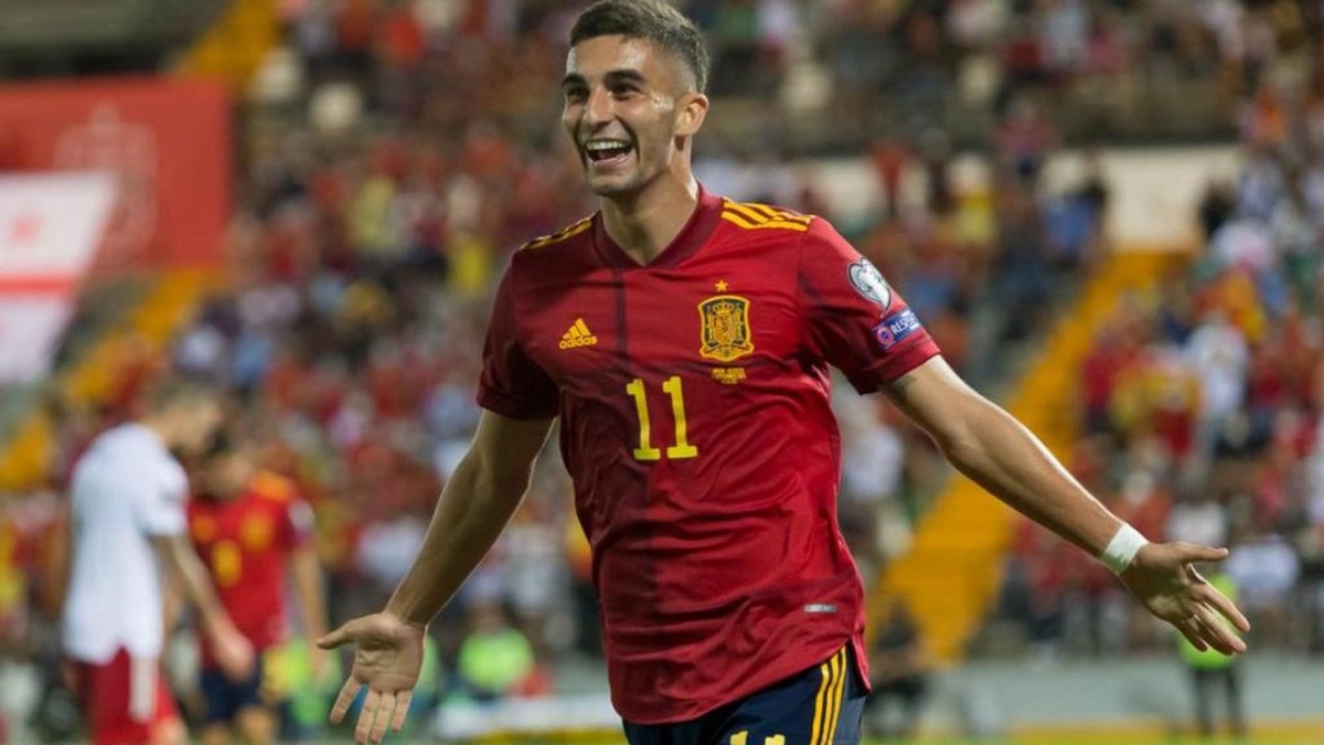 Ferran Torres ấn định chiến thắng 2-0 cho Tây Ban Nha (Ảnh: Internet)