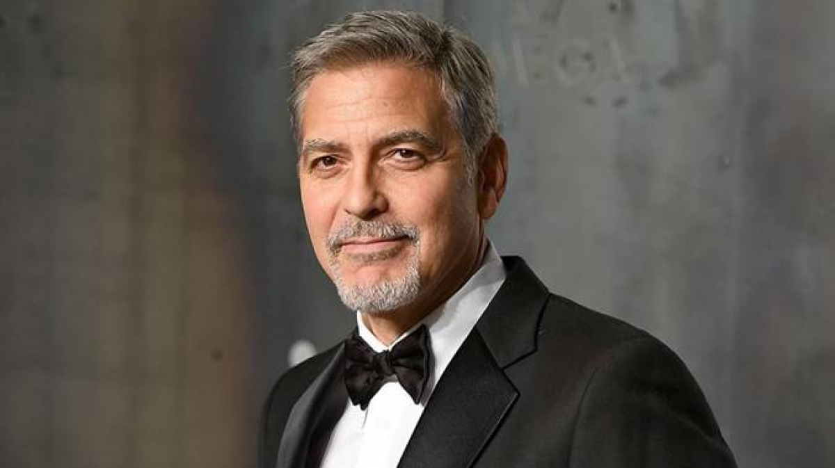 Không chỉ làm phim, George Clooney còn là nhà hoạt động xã hội, doanh nhân thành công, nhiều lần có mặt trong danh sách thu nhập khủng của Forbes