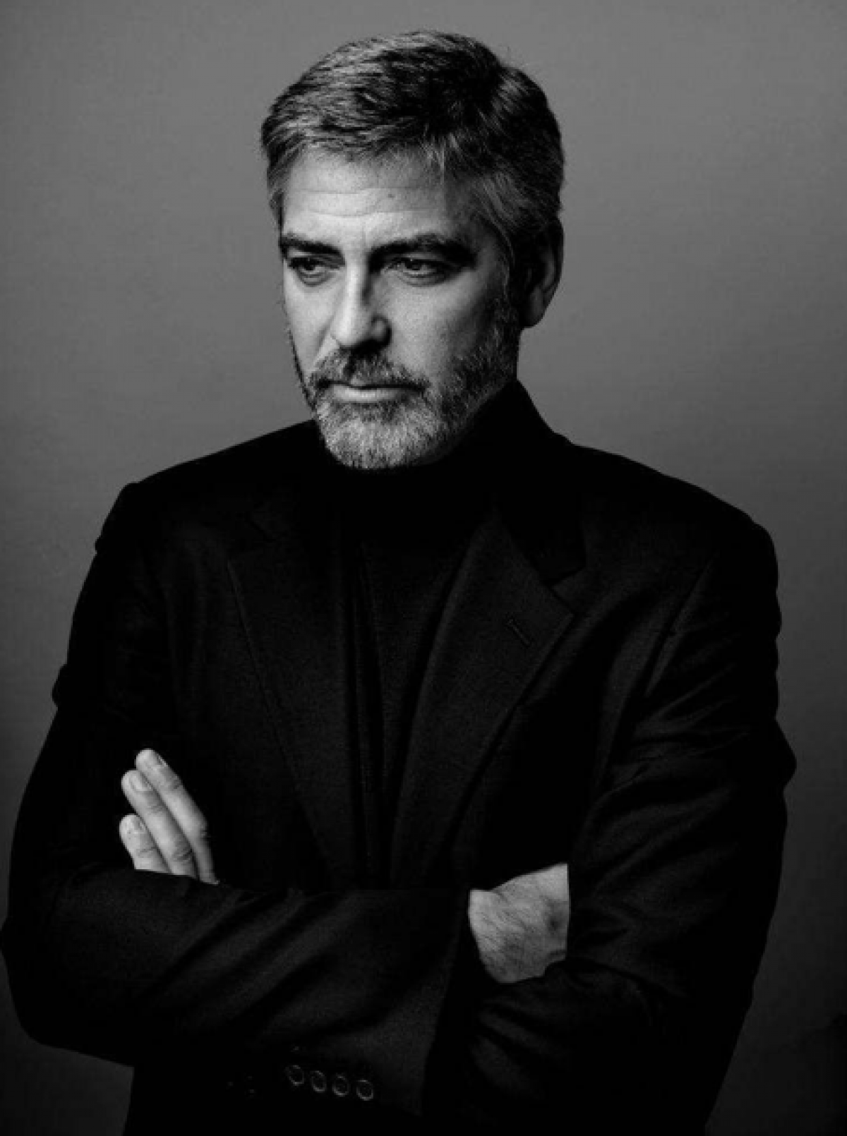 George Clooney vẫn điển trai dù đã bước qua tuổi 60