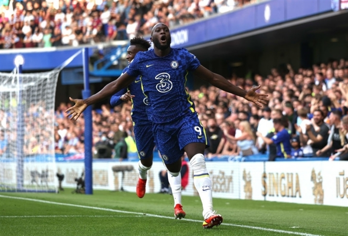 Romelu Lukaku tỏa sáng trong màu áo Chelsea 