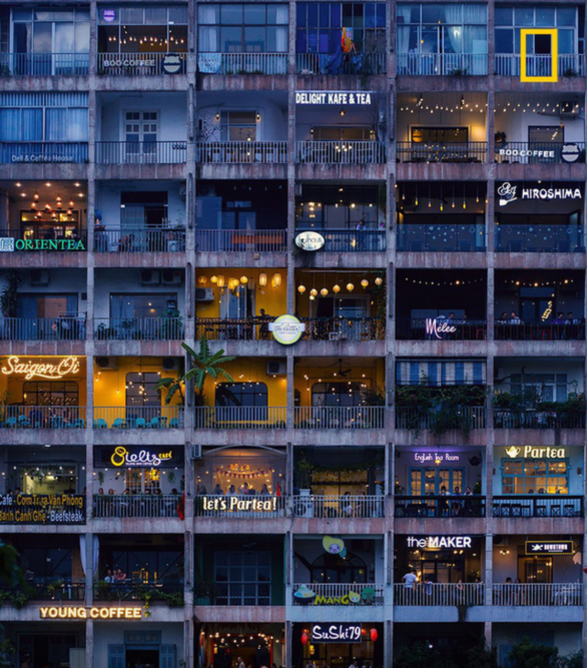 Ảnh khu chung cư Sài Gòn gây thích thú vì đầy ắp biển hiệu cà phê vui mắt từng xuất hiện trên National Geographic UK - Ảnh: SAMSARA TRAN/NG
