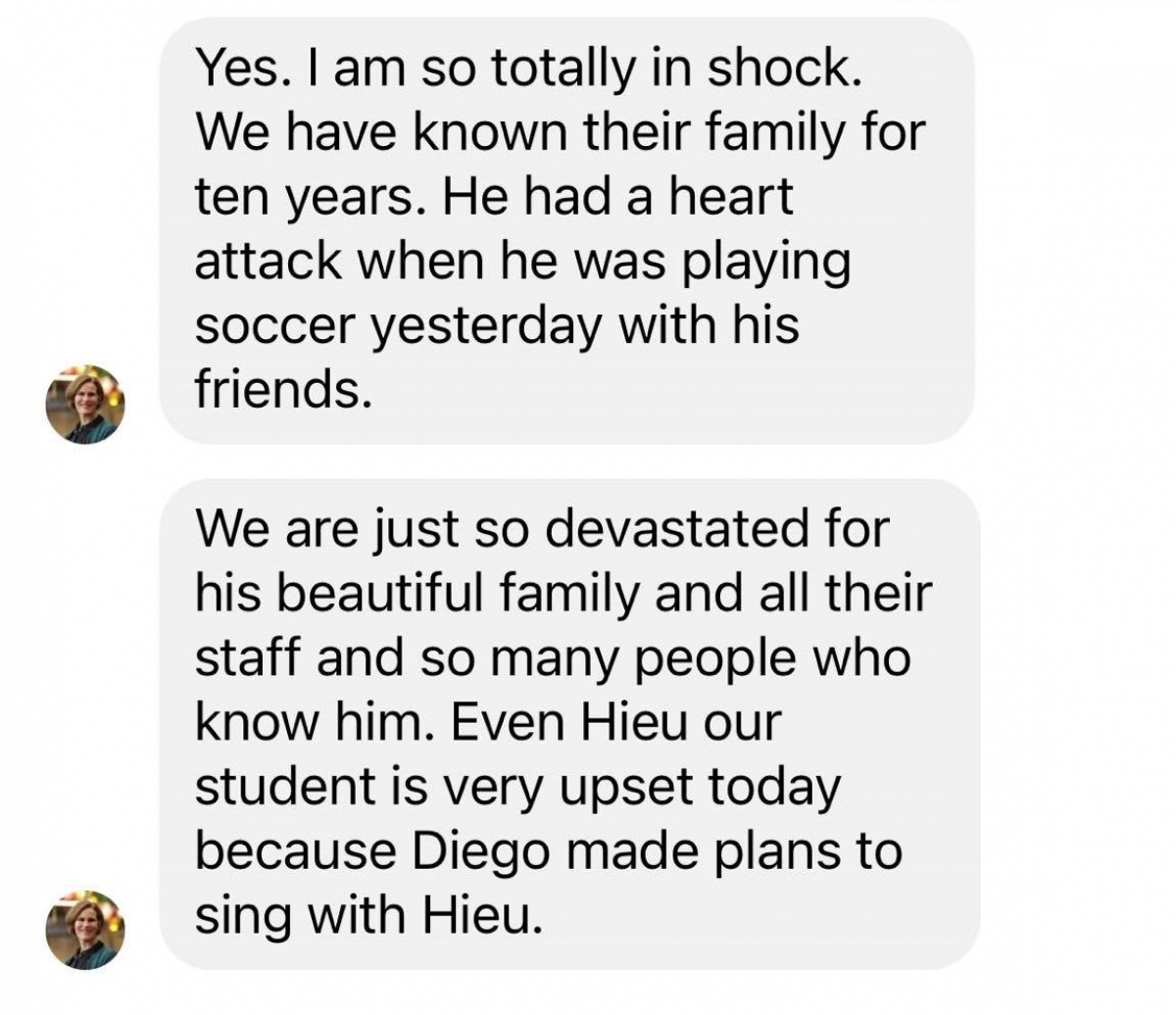 Tin nhắn thông báo Diego qua đời từ một người bạn của gia đình