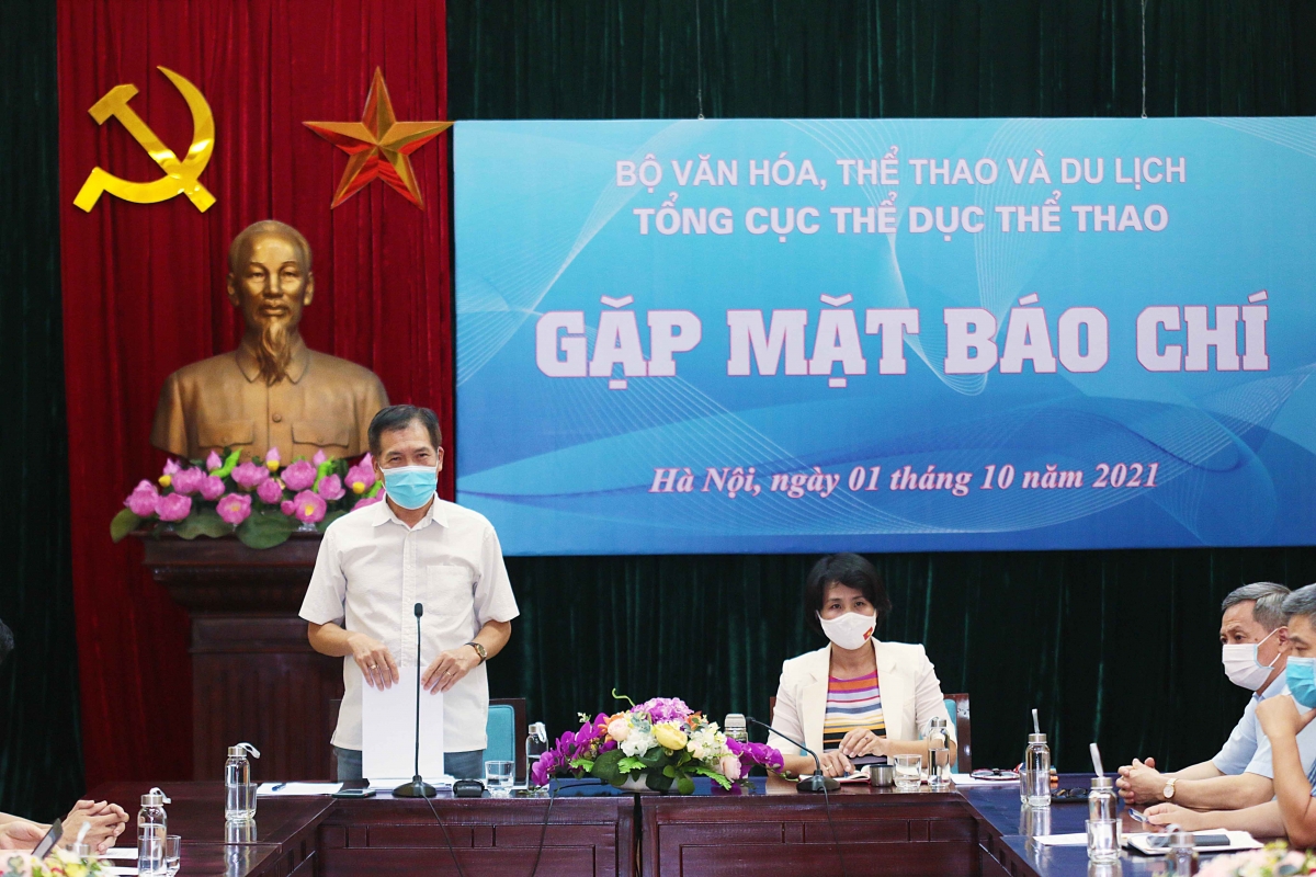 Ông Trần Đức Phấn - Phó Tổng cục trưởng TC TDTT trong cuộc gặp mặt báo chí