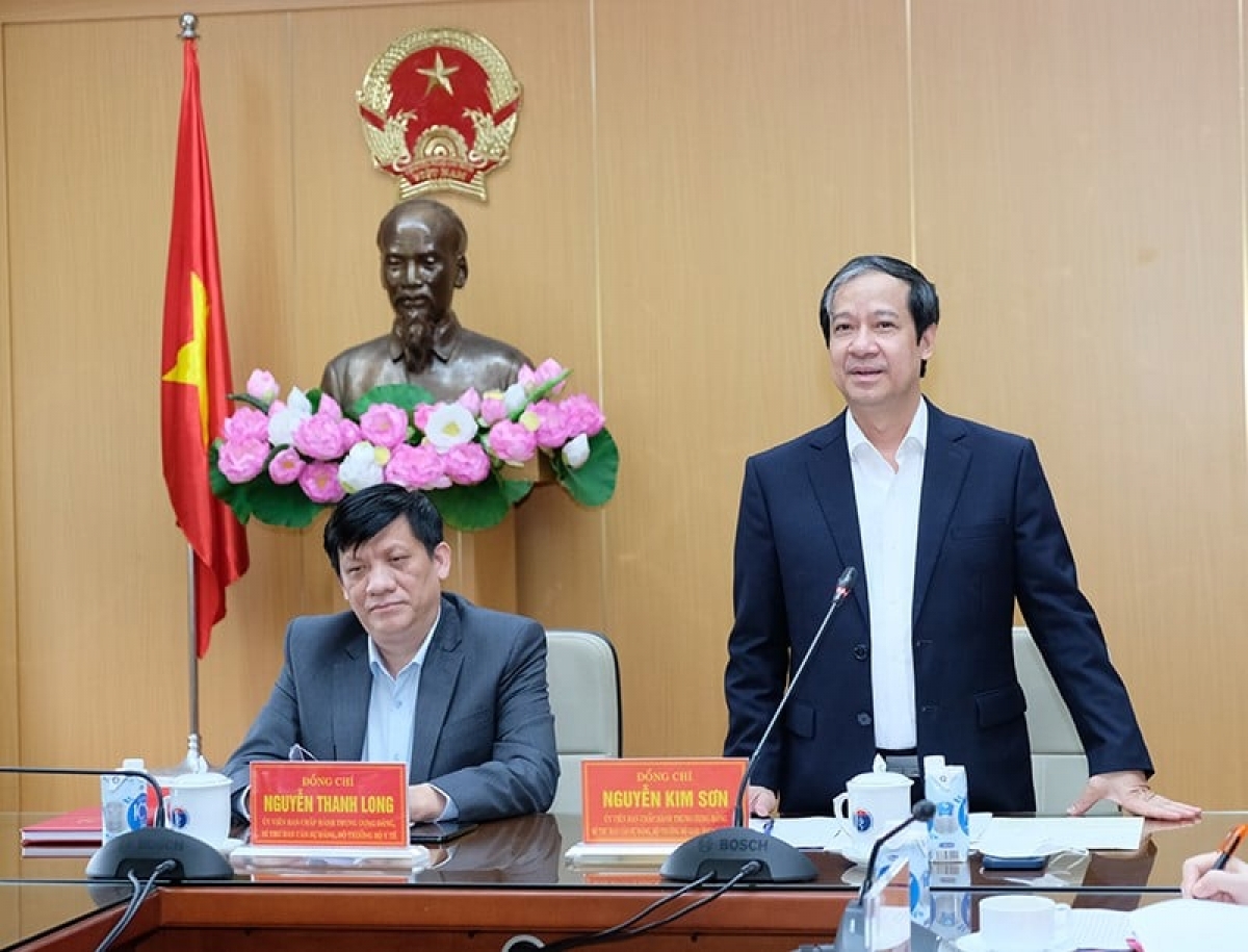 Bộ trưởng Bộ GD&amp;ĐT Nguyễn Kim Sơn phát biểu tại buổi làm việc