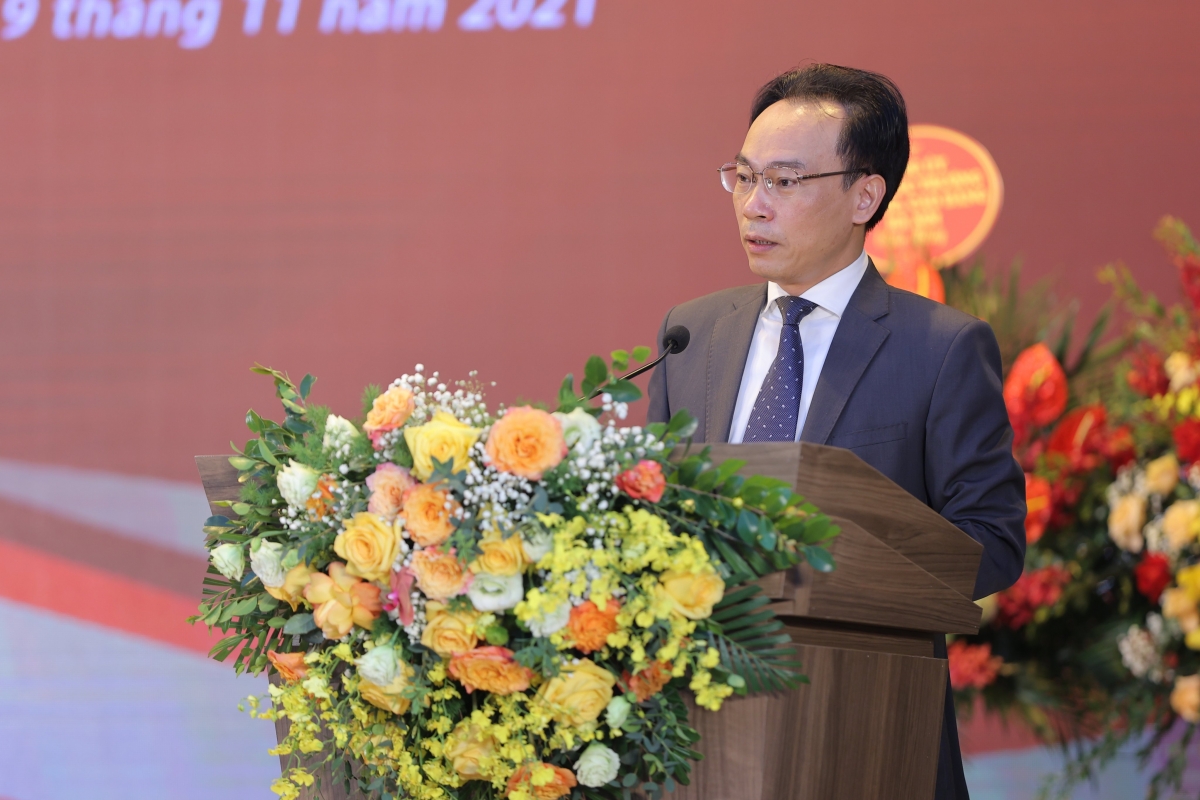 PGS.TS Hoàng Minh Sơn - Thứ trưởng Bộ GD&amp;ĐT phát biểu tại buổi Lễ 