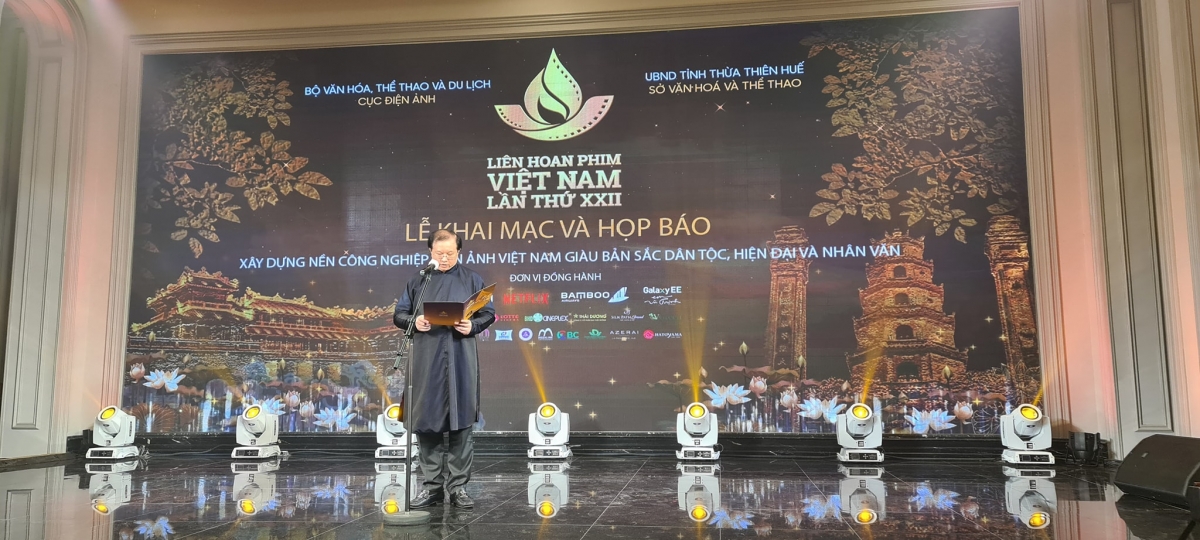 Thứ trưởng Bộ VHTT&amp;DL Tạ Quang Đông tại Lễ khai mạc và Họp báo Liên hoan phim Việt Nam lần thứ XXII