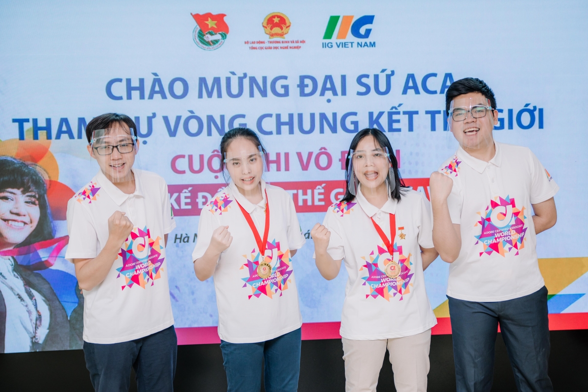 Đội tuyển Việt Nam tham dự Cuộc thi Vô địch thiết kế đồ họa thế giới