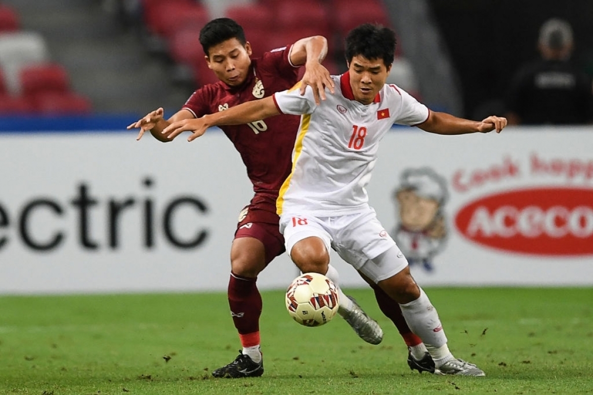 Đức Chinh dính chấn thương ở trận đấu với ĐT Thái Lan (Ảnh: Getty).