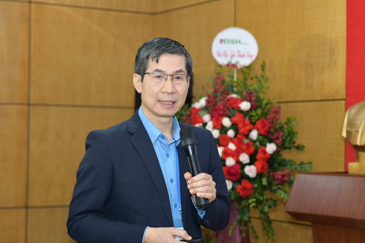 PGS Phạm Hoàng Lương phát biểu tại Hội thảo 