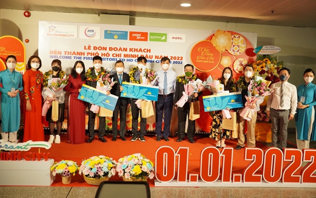 Những vị khách đầu tiên đến thành phố Hồ Chí Minh ngày 1/1/2022